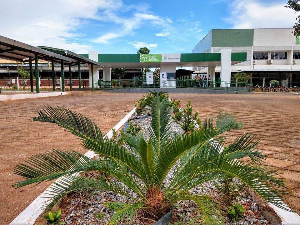 IFTO abre processo seletivo com vagas para professor substituto e salários de até R$ 8,5 mil