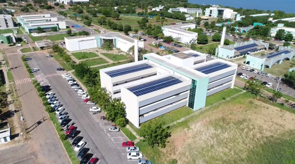 UFT abre inscrição para vagas de professor substituto com salários de até R$ 8 mil