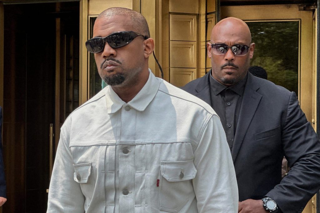 Em carta aberta, Kanye West pede desculpas por apologia ao nazismo: ‘Perdi contato com a realidade’