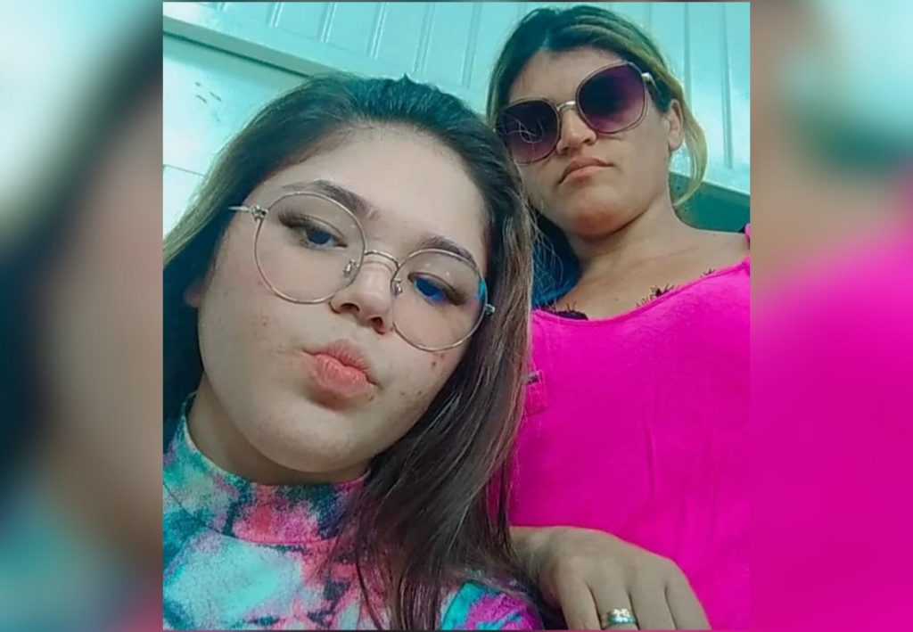 ‘Me sinto culpada’, desabafa filha por não ter dado último abraço na mãe encontrada morta em terreno
