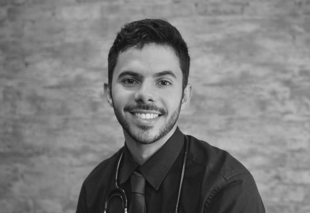 Médico morre em acidente durante viagem para assumir vaga de residência no Tocantins