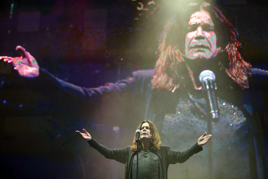 Filho de Ozzy Osbourne se defende após ser detonado por citar criação de avatar do pai feito por IA
