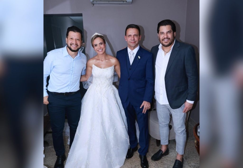 Dupla sertaneja Cleber e Cauan ‘invade’ festa de casamento e canta para noivos no TO