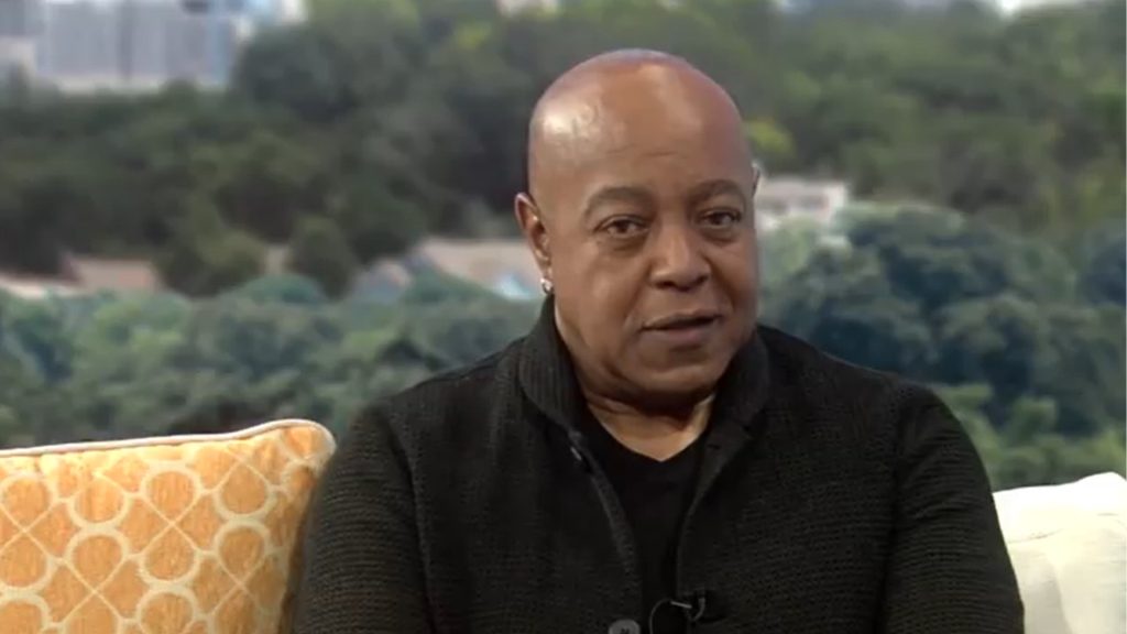 Peabo Bryson, vencedor do Grammy com músicas de ‘A bela e a fera’ e ‘Aladdin’, morre aos 75 anos
