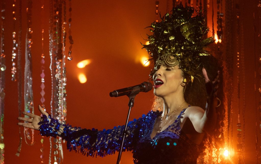 Vanessa da Mata se apresenta nesta sexta-feira no Festival Gastronômico de Taquaruçu; veja programação
